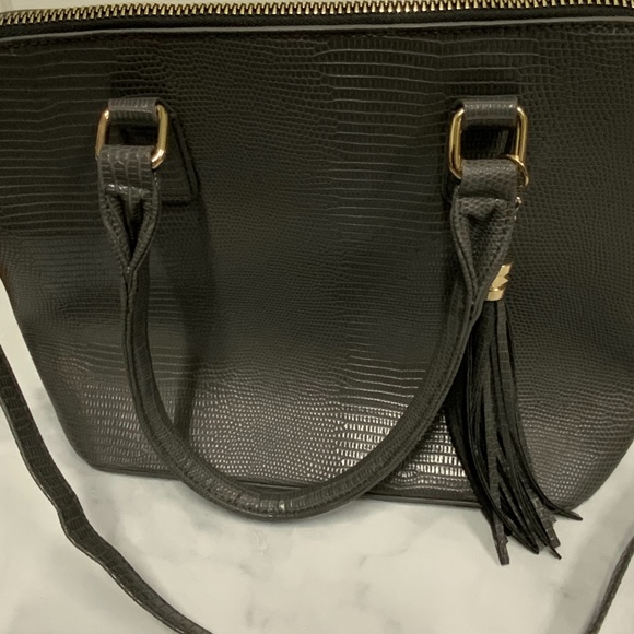 Crossi Gray Faux Alligator Satchel Handbag – Gold Hardware, Detachable Strap - Picture 8 of 14